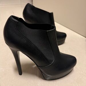 Chinese Laundry Black Heeled Boots